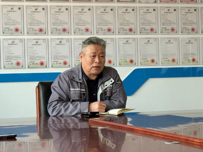 新爱体育在线平台-新爱体育在线官网4月安全生产会议——严守安全底线 筑牢质量根基
